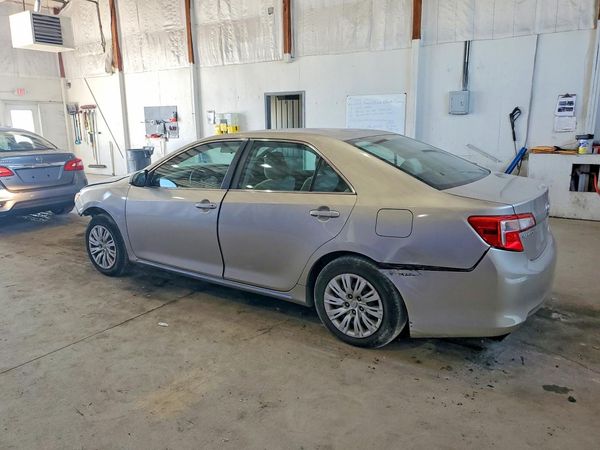 2013 TOYOTA CAMRY