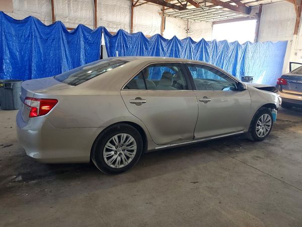 2013 TOYOTA CAMRY