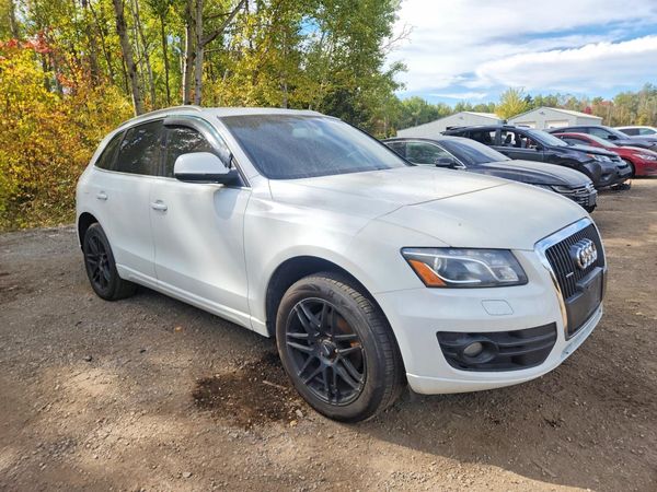 2012 AUDI Q5 Prestige — Passenger 3/4