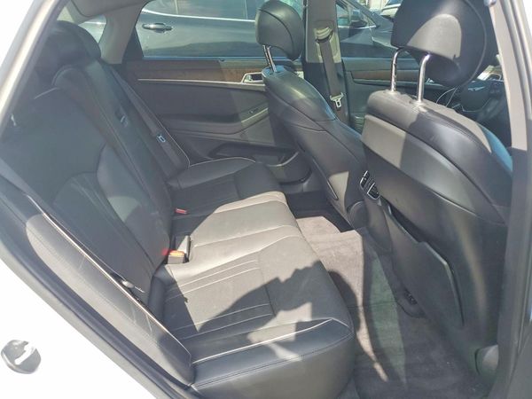 2018 GENESIS G80