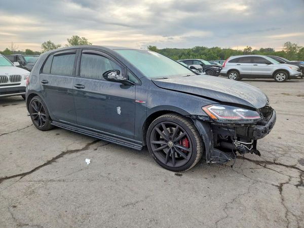 2019 VOLKSWAGEN GTI