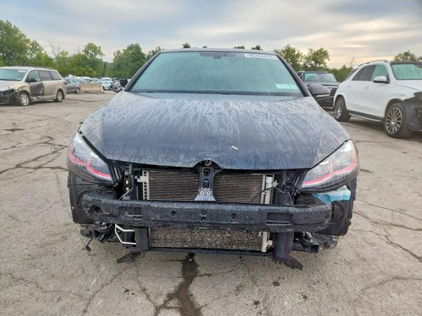 2019 VOLKSWAGEN GTI