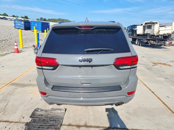 2020 JEEP GRAND CHEROKEE Laredo