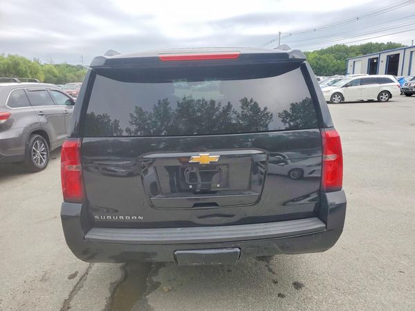 2017 CHEVROLET SUBURBAN LT