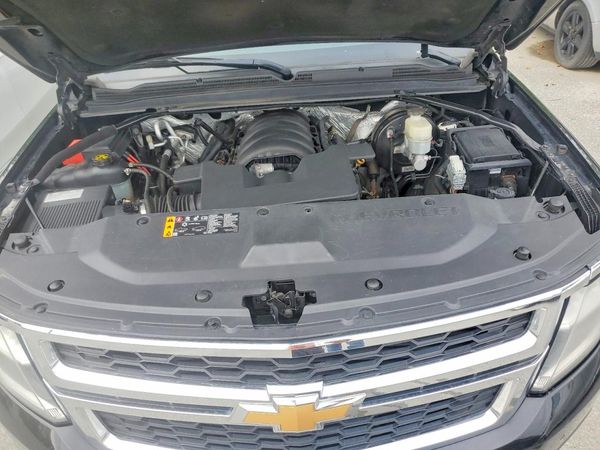 2017 CHEVROLET SUBURBAN LT