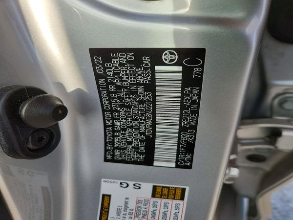 2022 TOYOTA COROLLA LE, w/Premium pkg2 — VINS