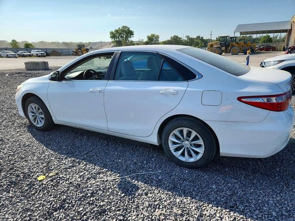 2015 TOYOTA CAMRY