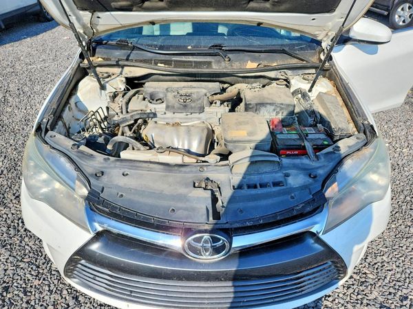 2015 TOYOTA CAMRY