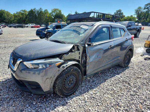 2018 NISSAN KICKS