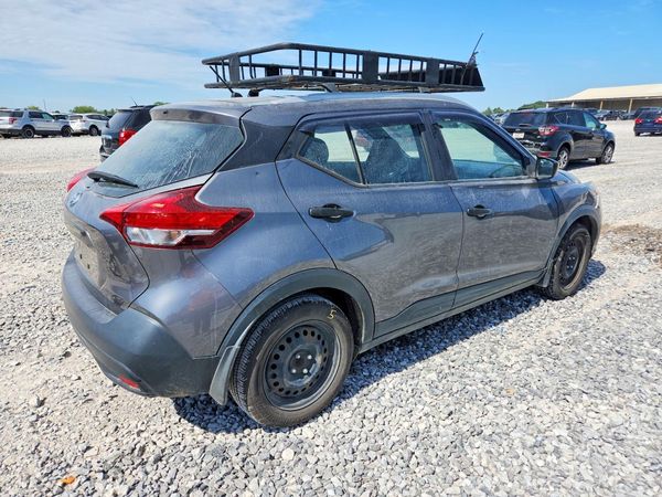 2018 NISSAN KICKS