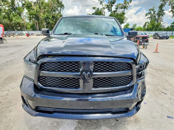 2019 RAM 1500 CLASSIC Tradesman, ST