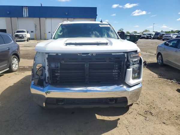 2020 CHEVROLET SILVERADO LT