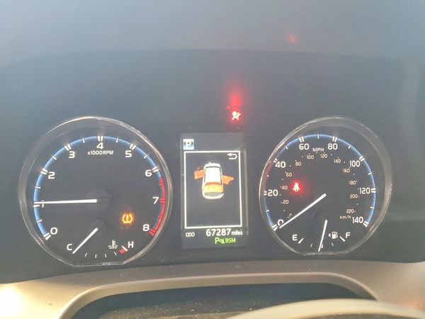 2016 TOYOTA RAV4 Limited (G Grade)
