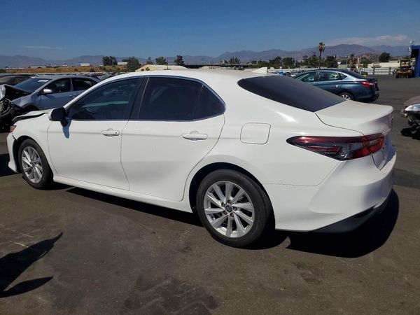 2022 TOYOTA CAMRY