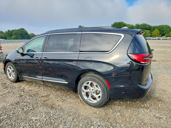 2022 CHRYSLER PACIFICA
