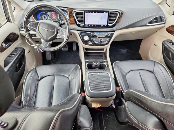 2022 CHRYSLER PACIFICA