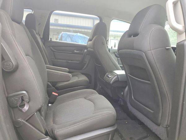 2015 CHEVROLET TRAVERSE 2LT