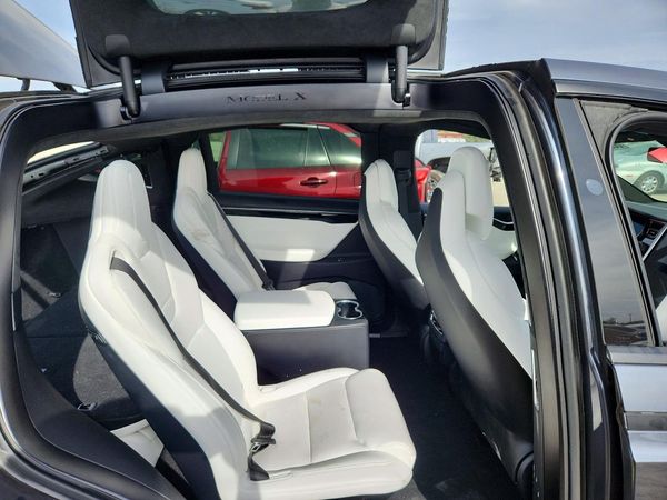 2017 TESLA MODEL X