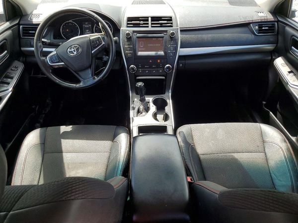 2016 TOYOTA CAMRY