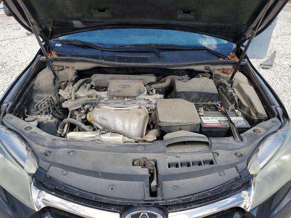 2016 TOYOTA CAMRY