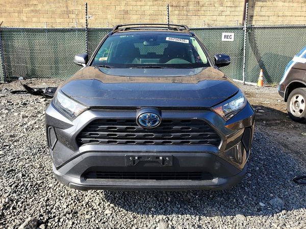 2019 TOYOTA RAV4