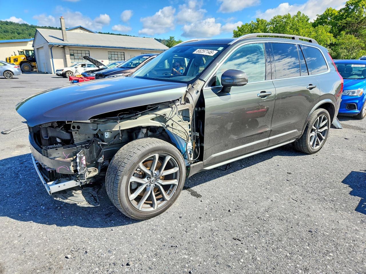 2018 VOLVO XC90