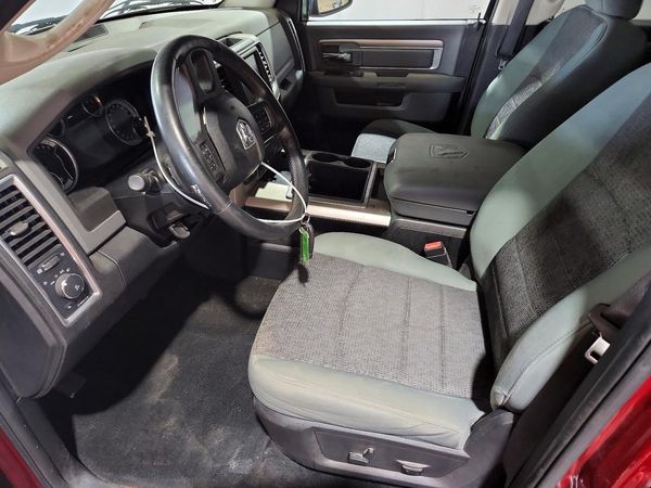 2014 RAM 1500 SLT — DENT