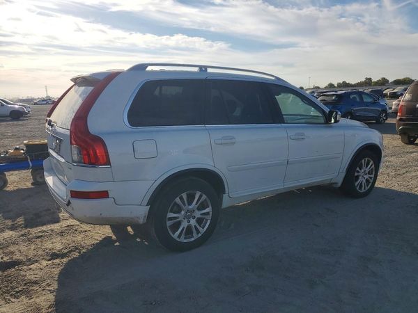 2013 VOLVO XC90