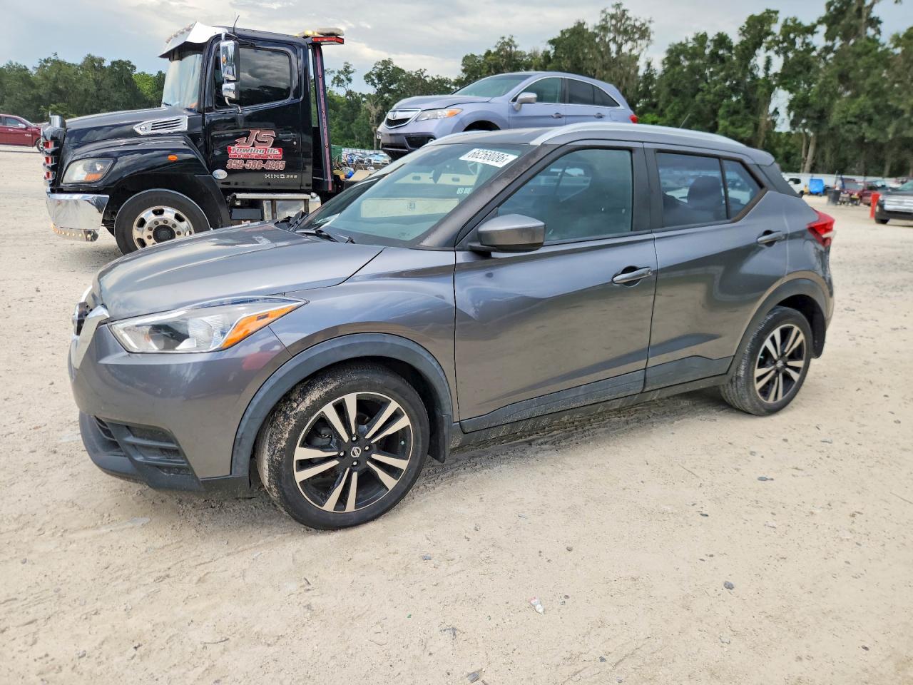 2020 NISSAN KICKS