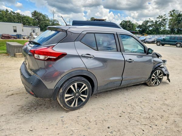 2020 NISSAN KICKS