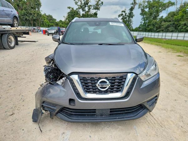2020 NISSAN KICKS