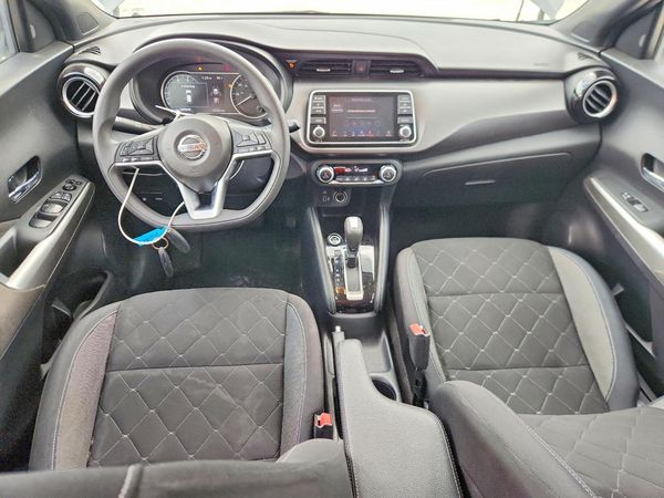 2020 NISSAN KICKS