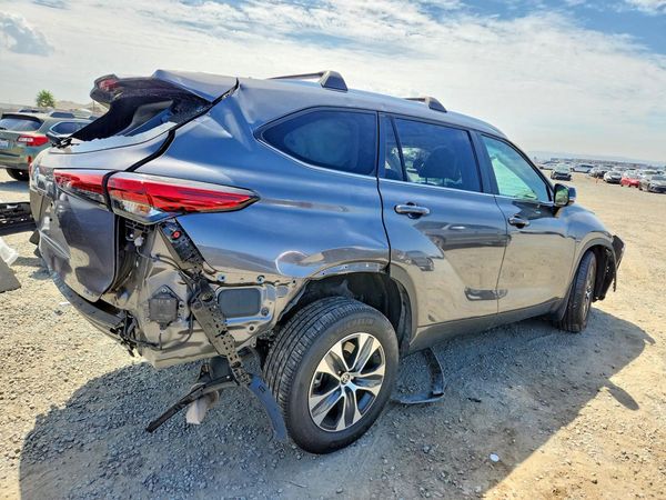 2023 TOYOTA HIGHLANDER