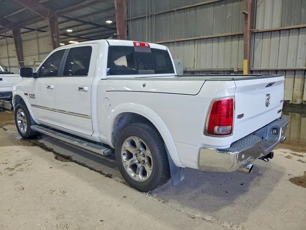 2015 RAM 1500 LARAMIE CREW CAB 4X4