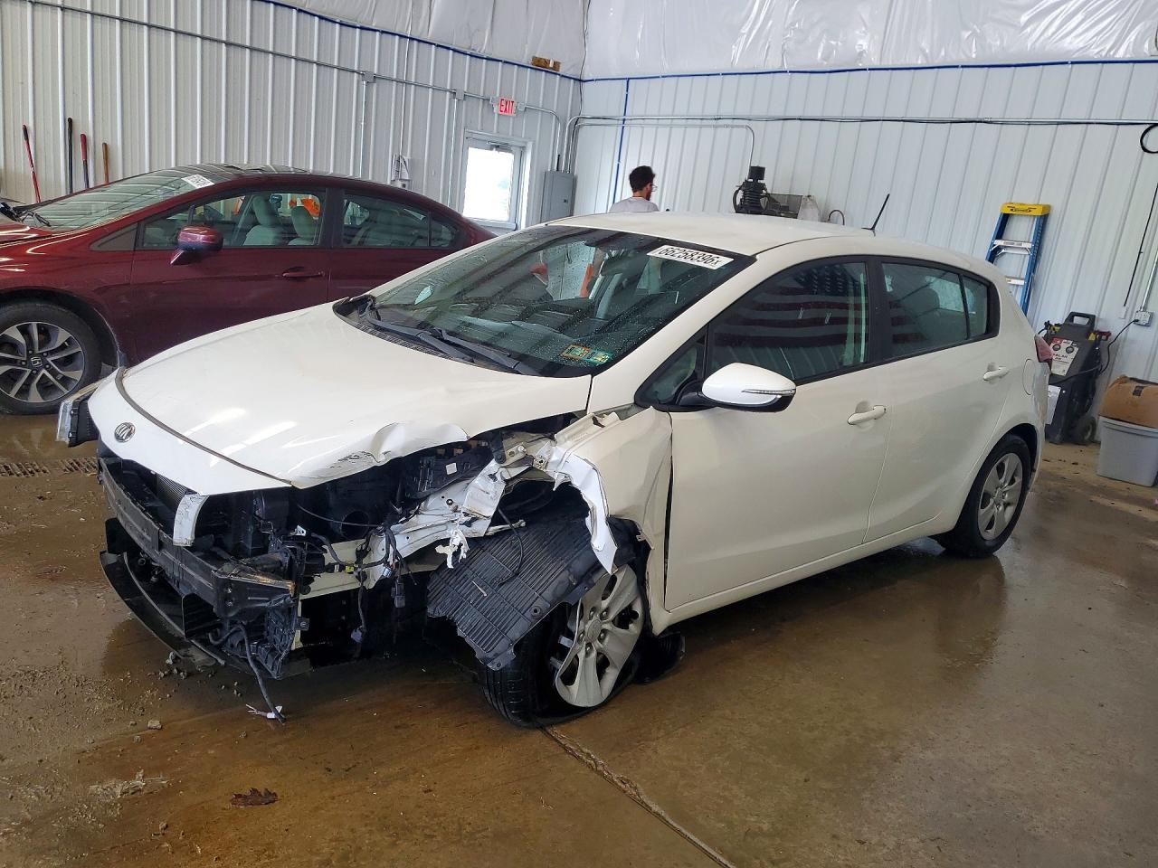 2018 KIA FORTE5