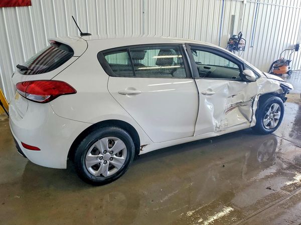 2018 KIA FORTE5