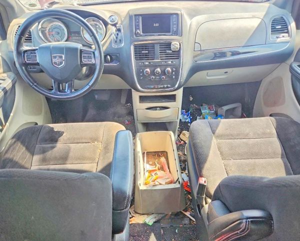 2014 DODGE GRAND CARAVAN SE