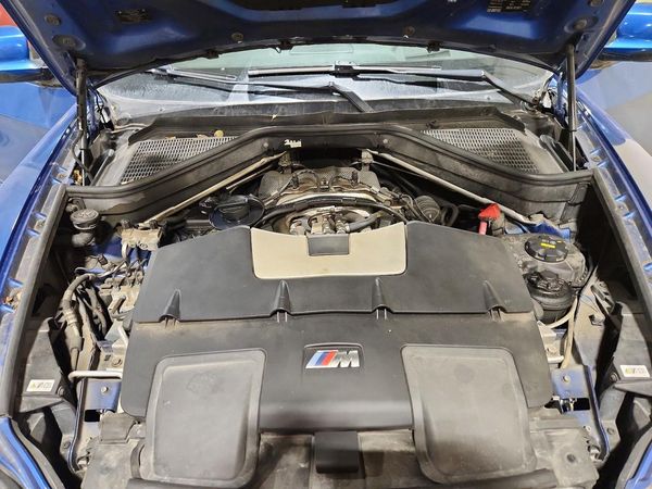 2012 BMW X5 X5 M — Engine bay