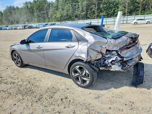 2023 HYUNDAI ELANTRA