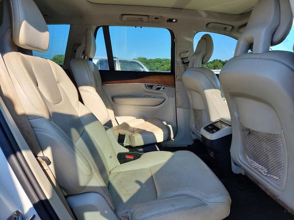 2020 VOLVO XC90 Inscription