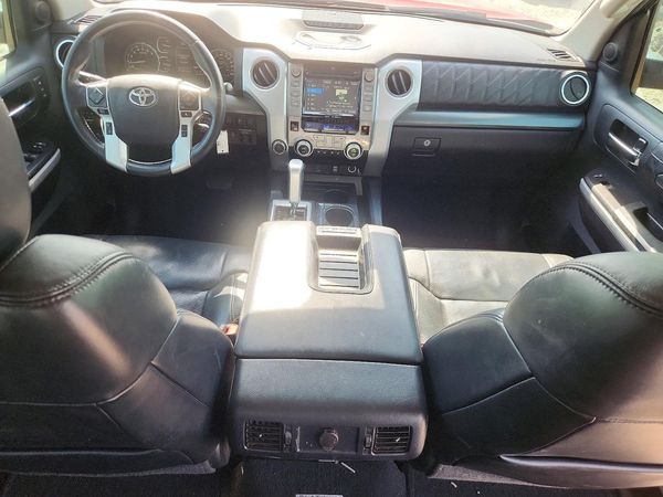 2019 TOYOTA TUNDRA
