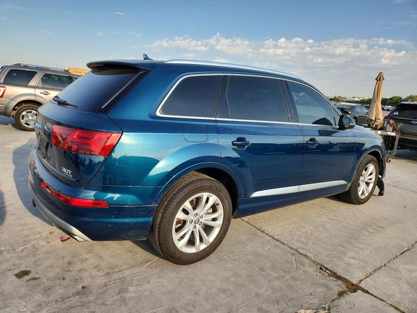 2018 AUDI Q7 quattro Premium Plus