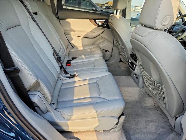 2018 AUDI Q7 quattro Premium Plus