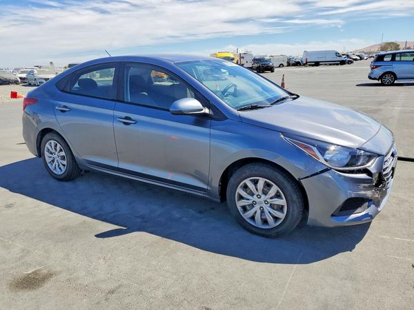 2019 HYUNDAI ACCENT SE and SEL