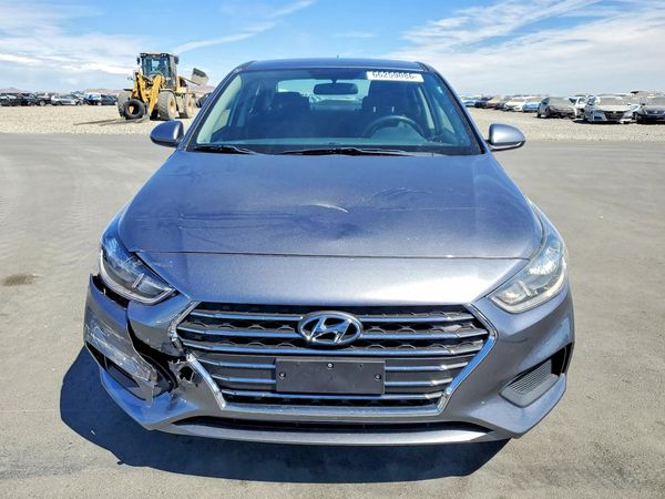 2019 HYUNDAI ACCENT SE and SEL