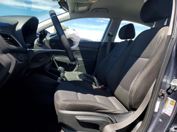2019 HYUNDAI ACCENT SE and SEL
