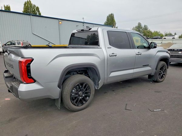 2025 TOYOTA TUNDRA