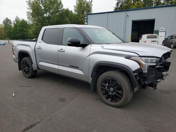 2025 TOYOTA TUNDRA