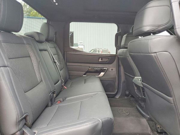 2025 TOYOTA TUNDRA