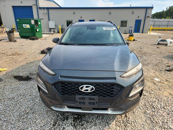 2018 HYUNDAI KONA SEL with Tech Pkg